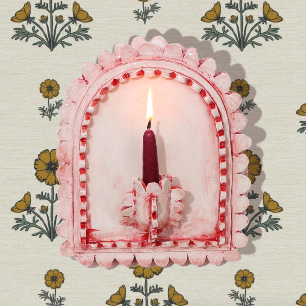Scalloped Candle Nook