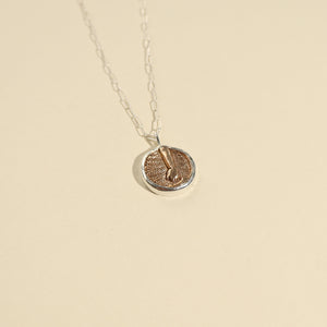 Medallion Elementos Necklace - Earth