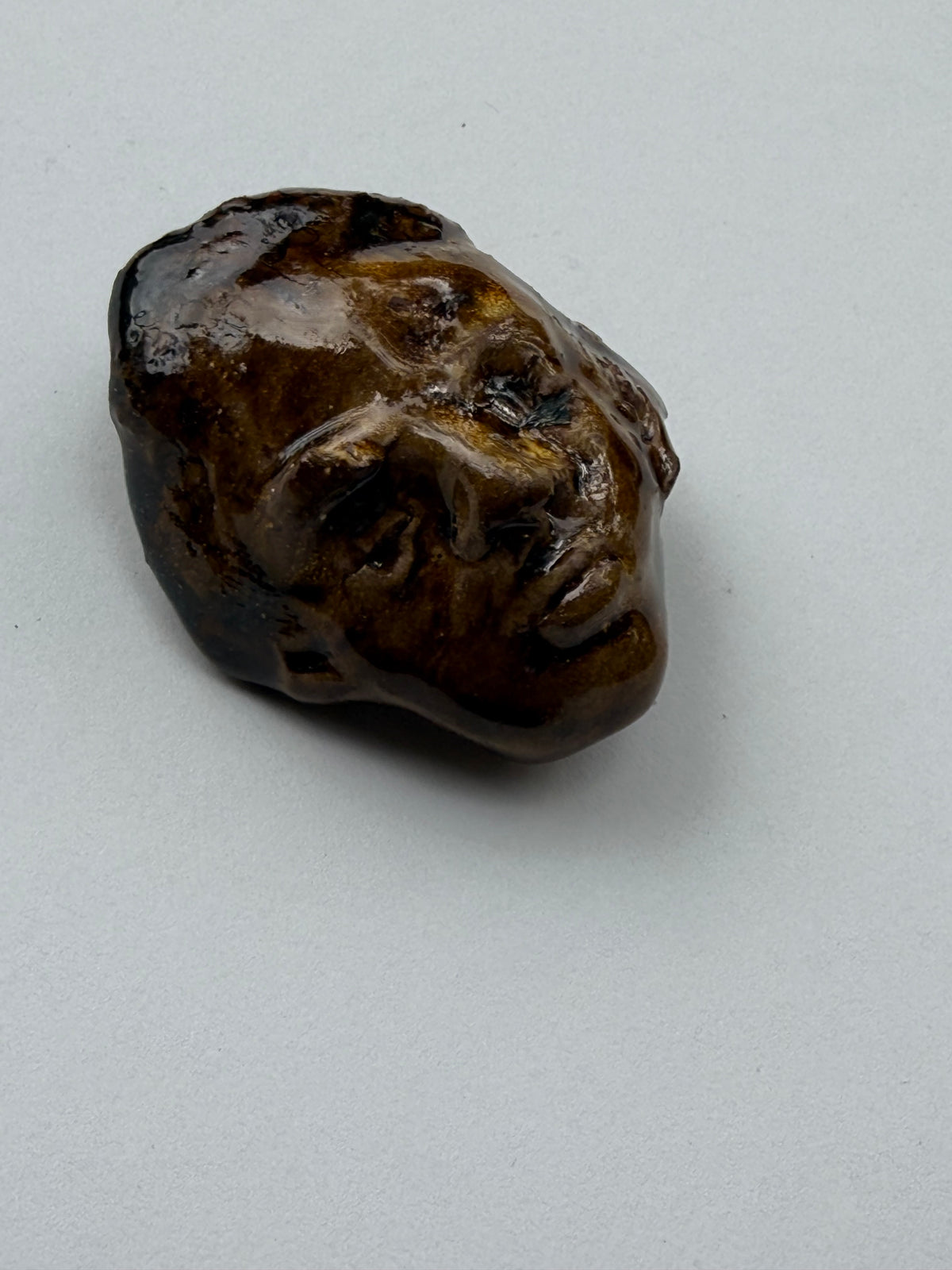 Face Knob 2