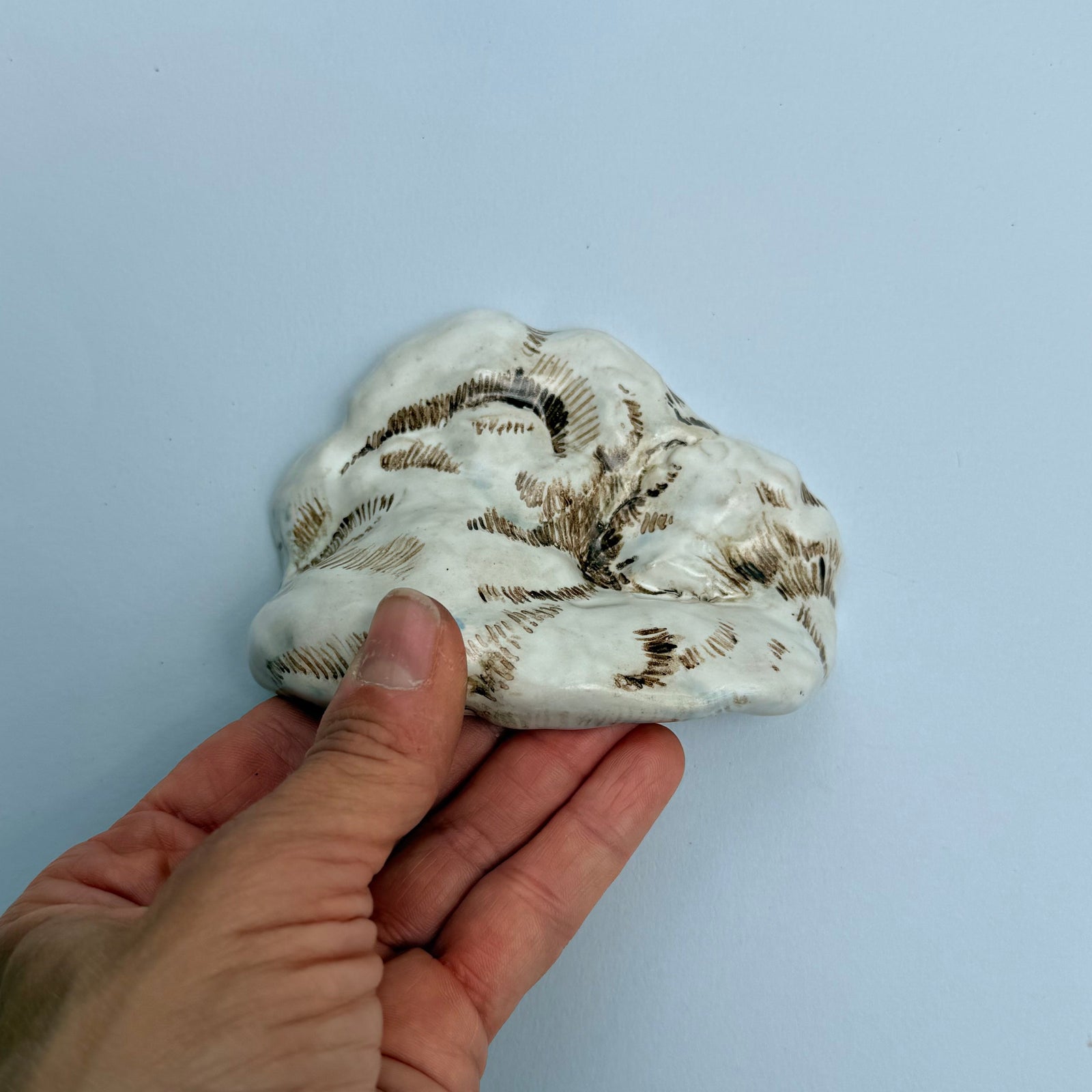 Cloud Drawer Pull 1