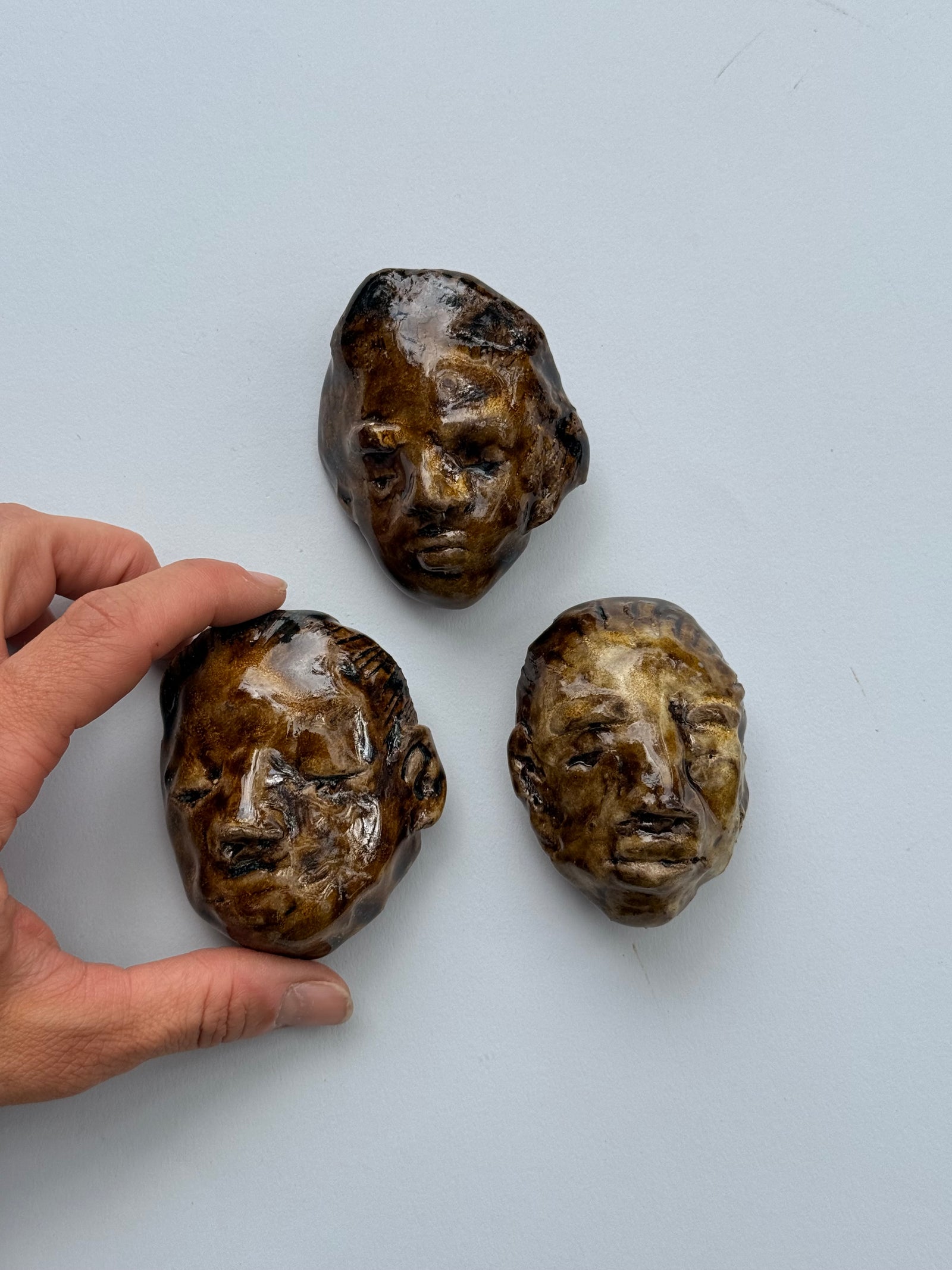 Face Knob 3