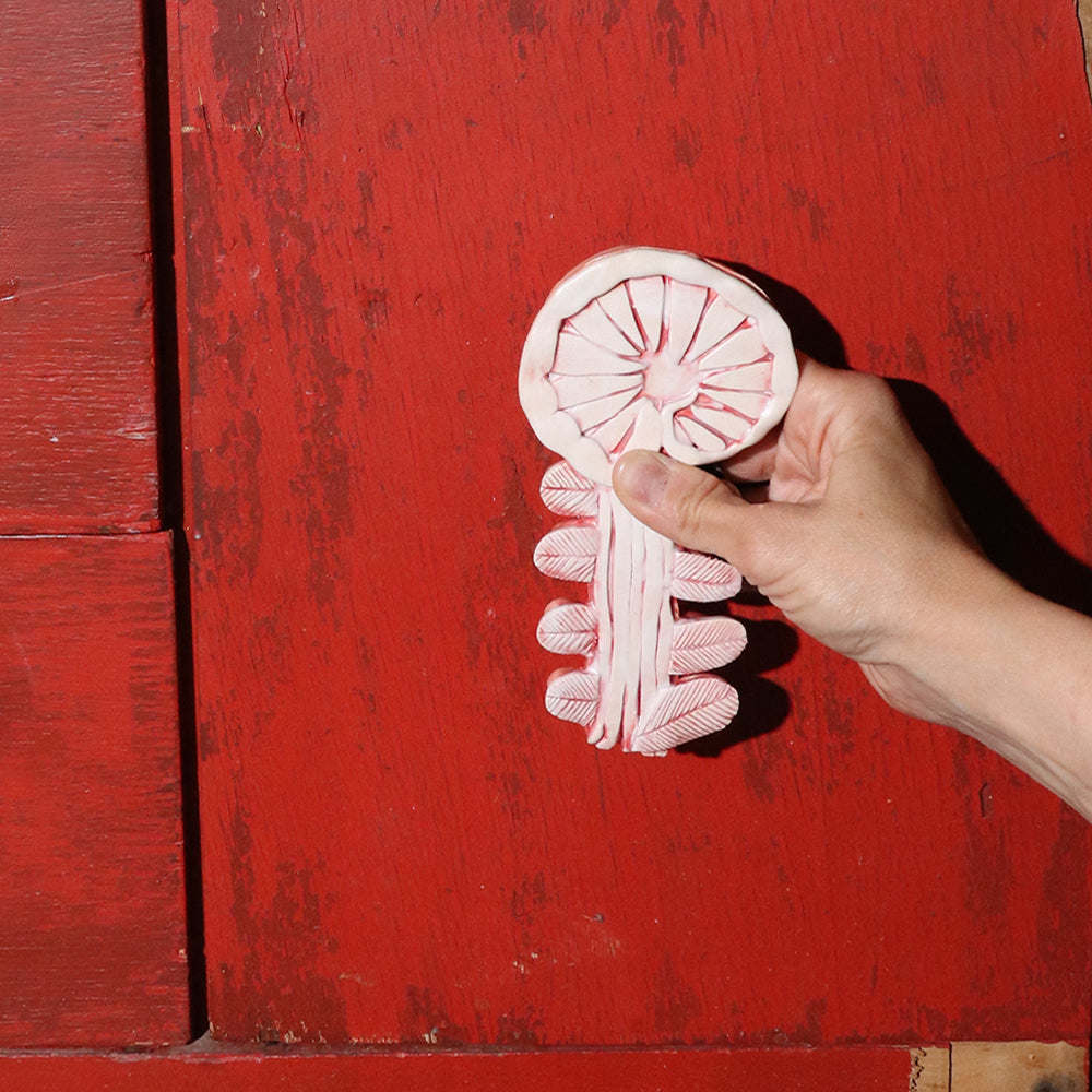 Tall Daisy Cabinet Pull