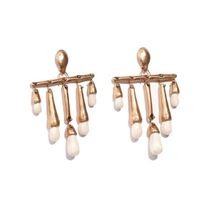 Candelabra Earrings - Pearl