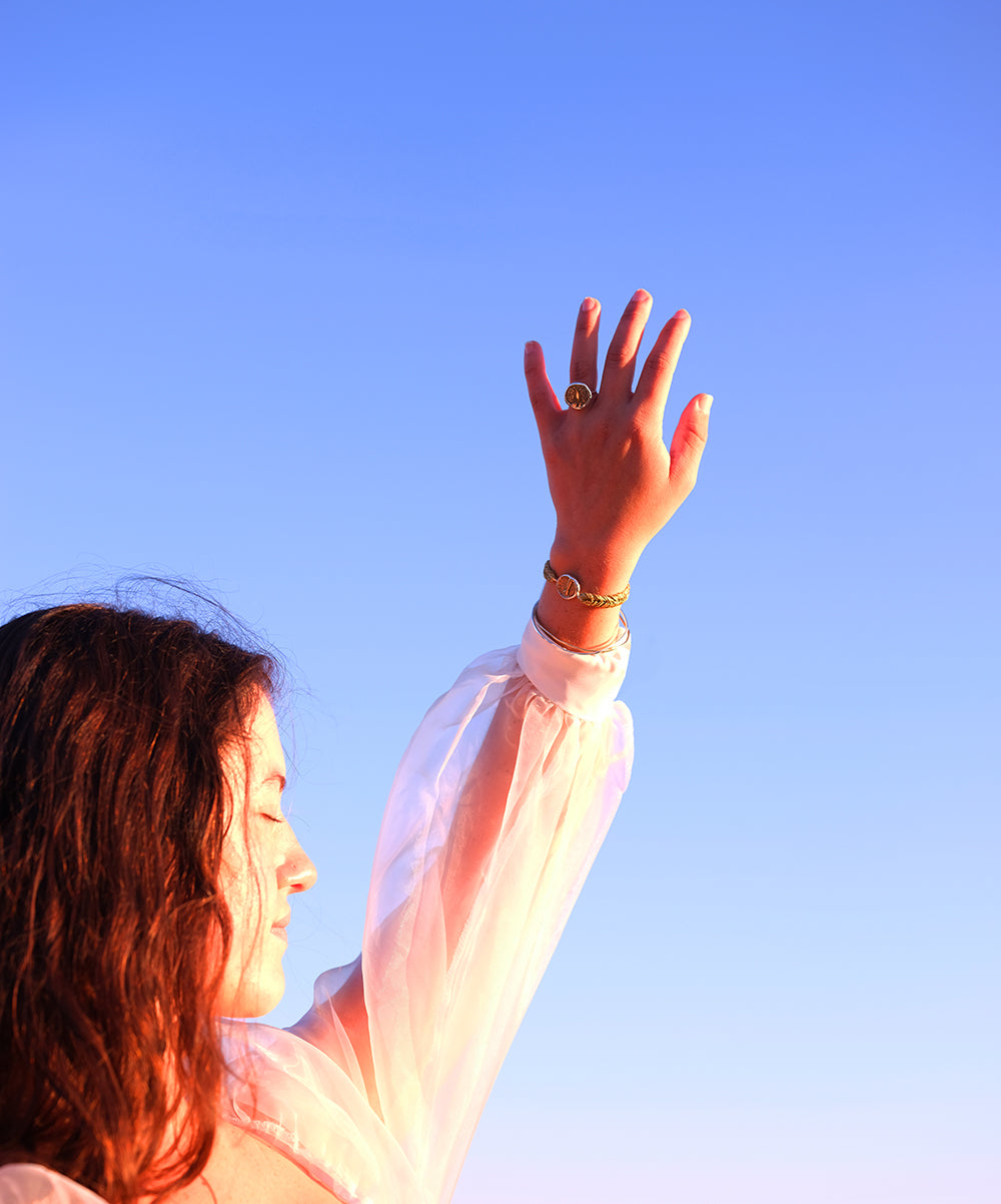 Medallion Elementos Ring - Air