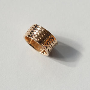 Thera Ring